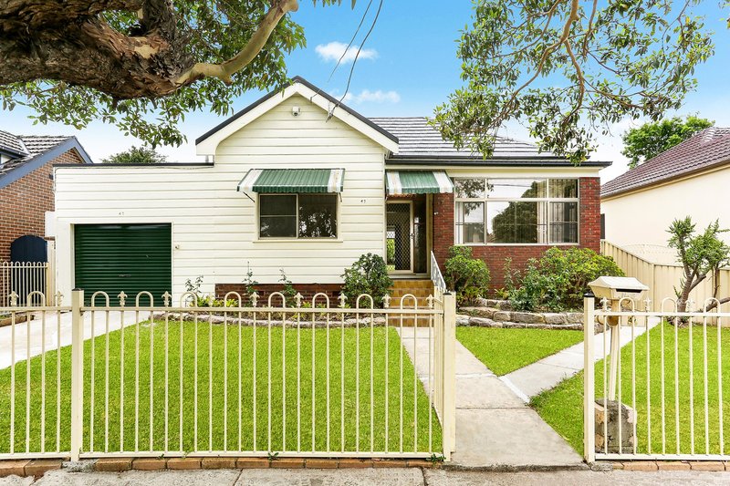 Photo - 47 Dean Street, Strathfield South NSW 2136 - Image 2