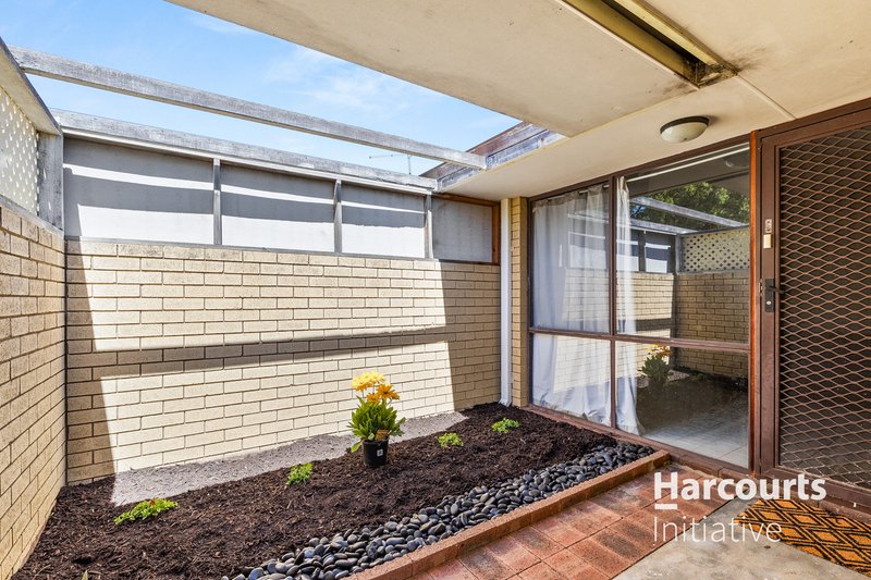 Photo - 47 Delamere Way, Camillo WA 6111 - Image 4