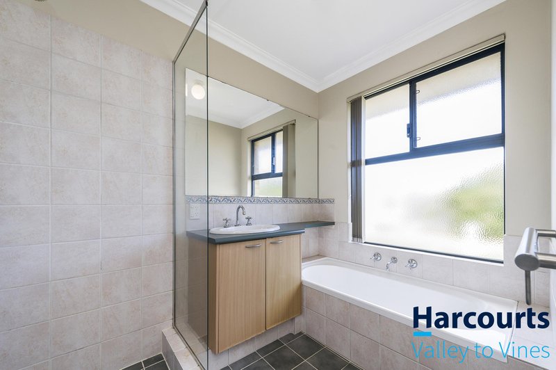 Photo - 47 Delmage Circle, Ellenbrook WA 6069 - Image 18