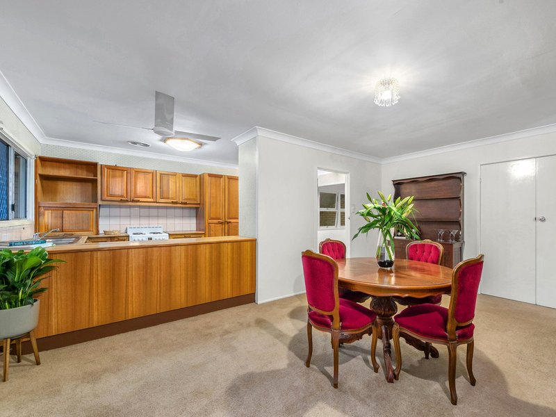 Photo - 47 Devoran Street, Albany Creek QLD 4035 - Image 6