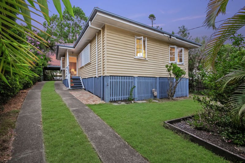 Photo - 47 Doorey Street, Keperra QLD 4054 - Image 5