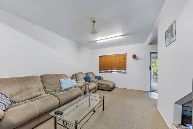 Photo - 4/7 Duell Road, Cannonvale QLD 4802 - Image 3