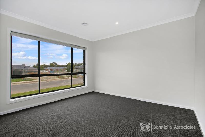 Photo - 47 Eisenhauer Drive, Thurgoona NSW 2640 - Image 6