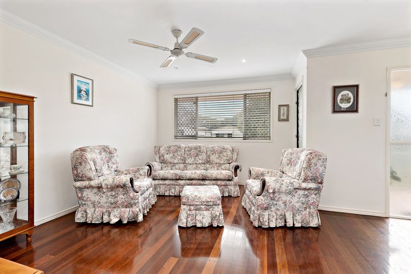 Photo - 47 Ellen Street, Woody Point QLD 4019 - Image 7