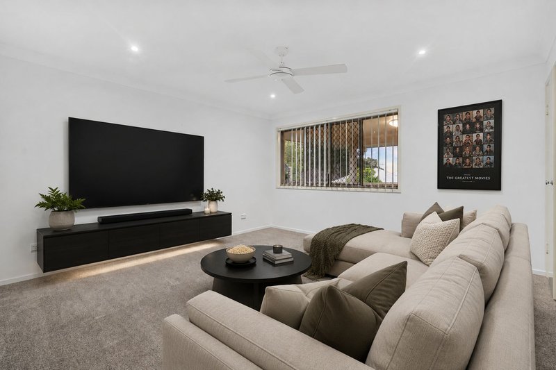 Photo - 47 Emperor Drive, Redland Bay QLD 4165 - Image 8