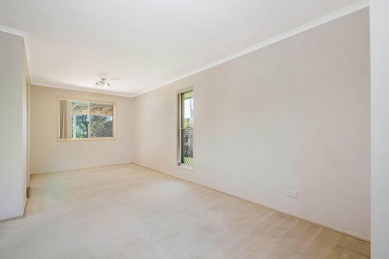 Photo - 47 Eversholt Street, Belmont QLD 4153 - Image 5