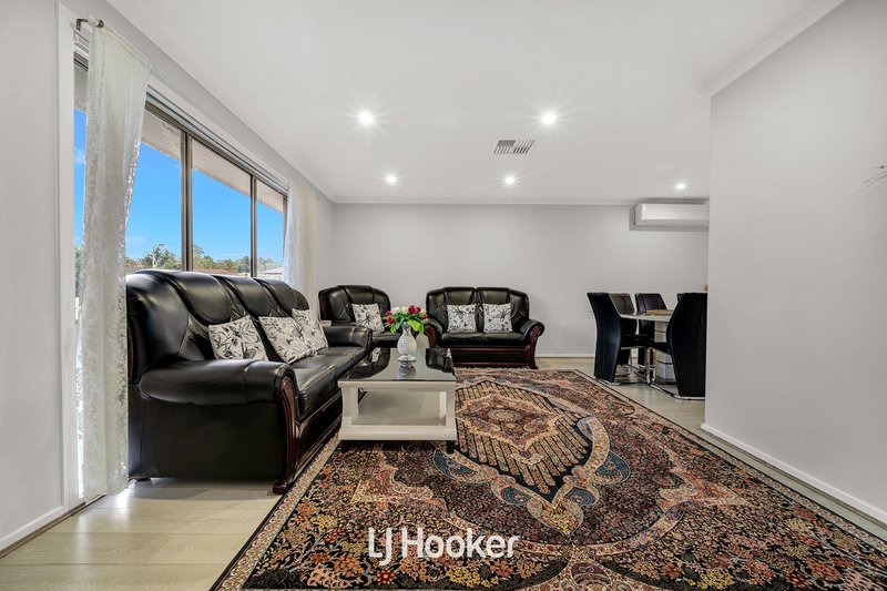 Photo - 47 Eyebright Square, Hallam VIC 3803 - Image 5