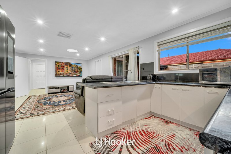 Photo - 47 Eyebright Square, Hallam VIC 3803 - Image 9