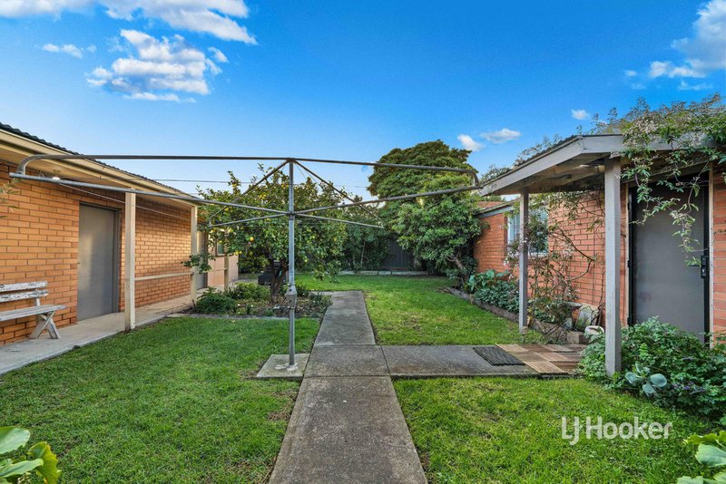 Photo - 47 First Avenue, Altona North VIC 3025 - Image 16