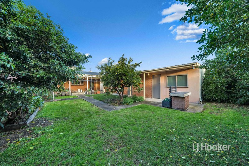 Photo - 47 First Avenue, Altona North VIC 3025 - Image 17