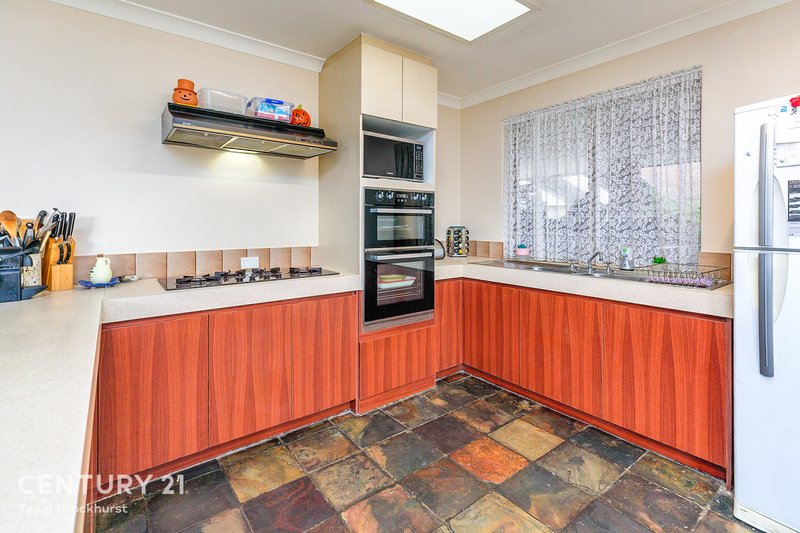 Photo - 47 Forest Crescent, Thornlie WA 6108 - Image 14