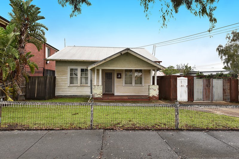 Photo - 47 Fowler Street, Coburg VIC 3058 - Image 2