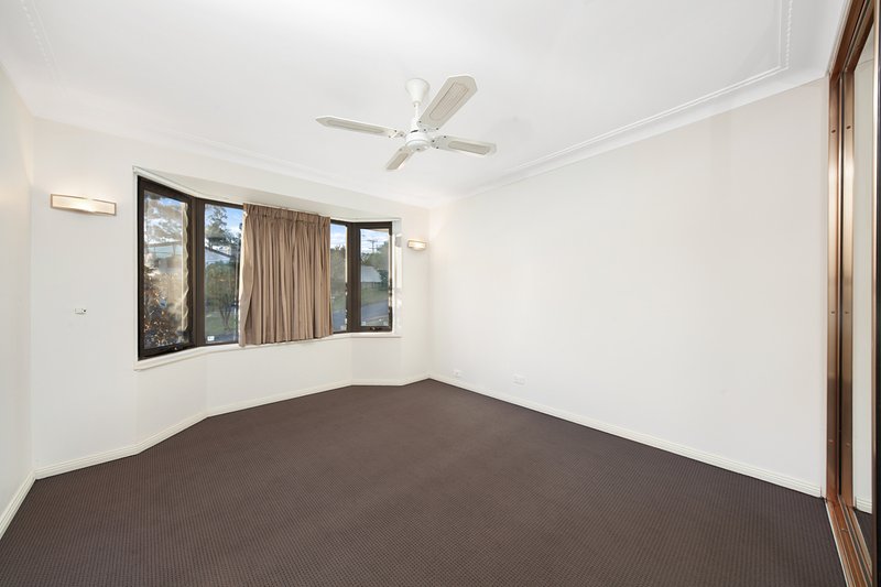 Photo - 47 Gal Crescent, Moorebank NSW 2170 - Image 4