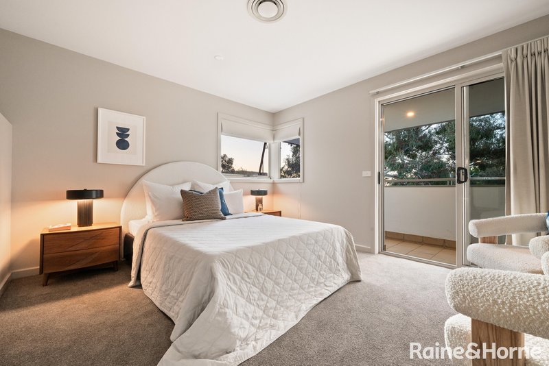 Photo - 47 Gawler Crescent, Deakin ACT 2600 - Image 16