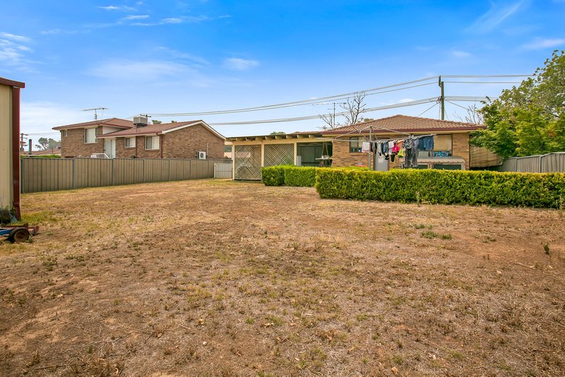 Photo - 47 Glengarvin Drive, Tamworth NSW 2340 - Image 6