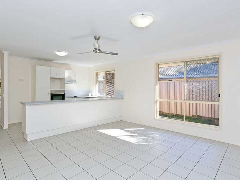 Photo - 47 Glenside Drive, Robina QLD 4226 - Image 2