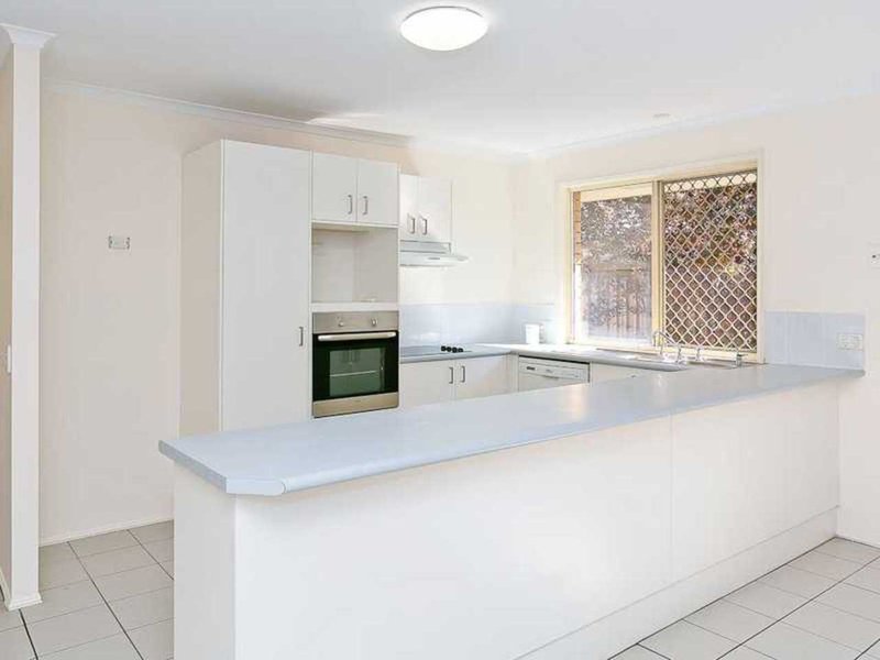 Photo - 47 Glenside Drive, Robina QLD 4226 - Image 3