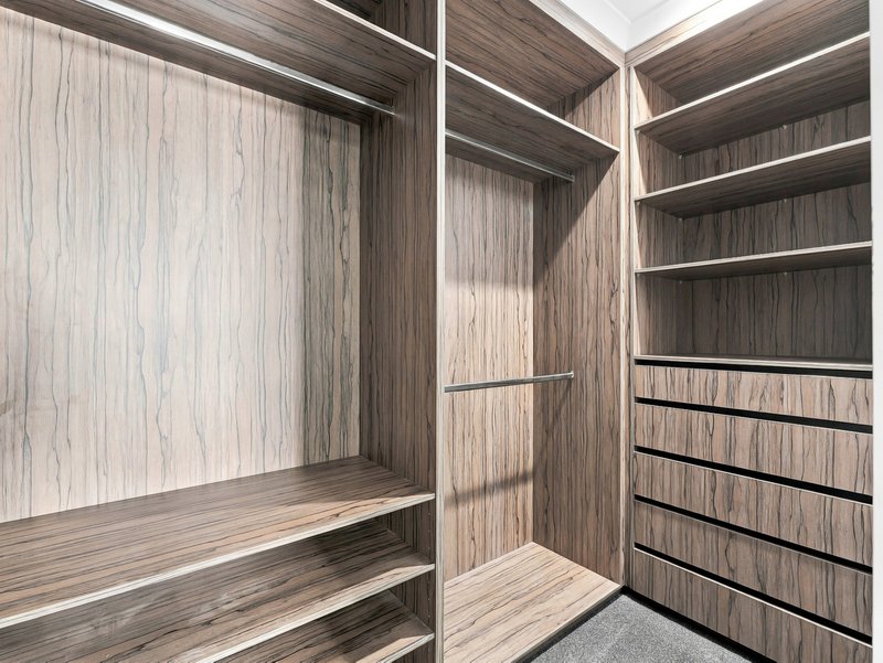 Photo - 47 Goldeneye Circuit, Werribee VIC 3030 - Image 6