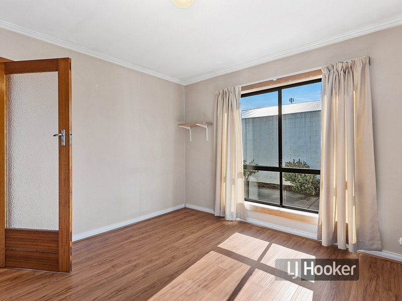 Photo - 47 Goldie Street, Wynyard TAS 7325 - Image 8