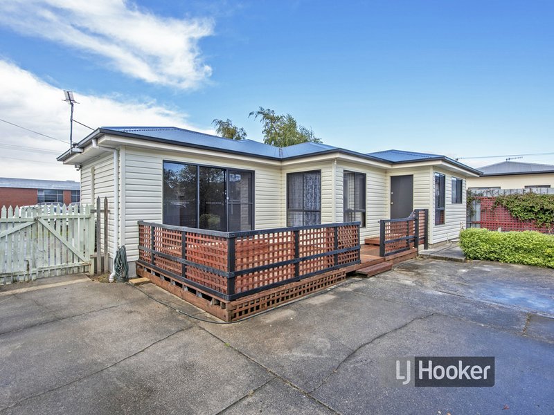 Photo - 47 Goldie Street, Wynyard TAS 7325 - Image 11