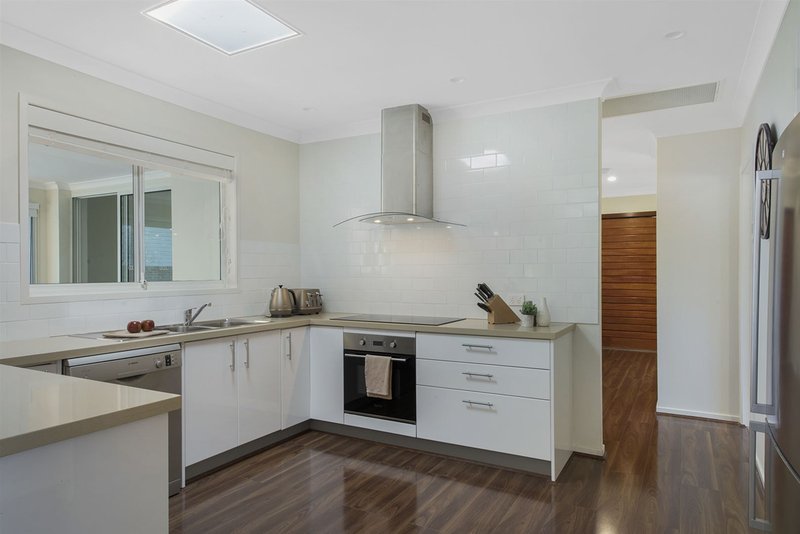 Photo - 47 Golf Avenue, Mollymook NSW 2539 - Image 6