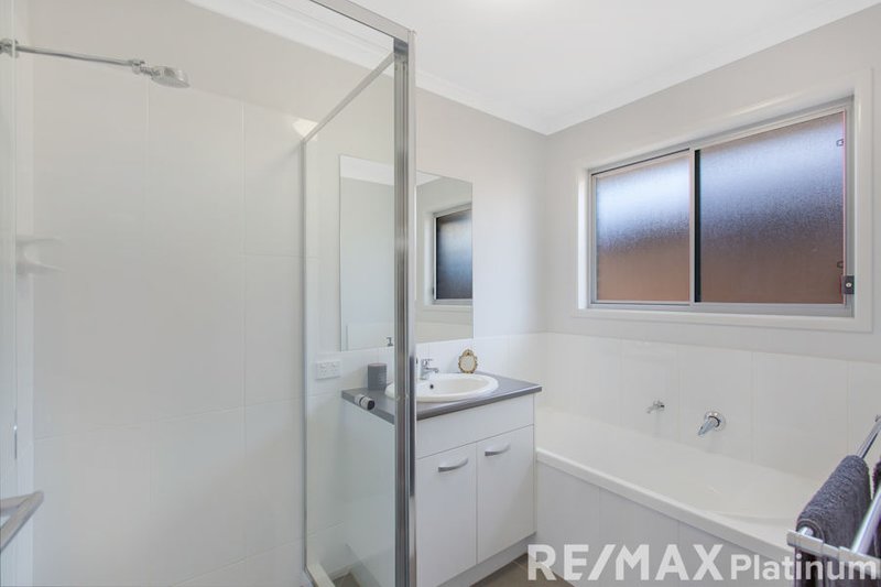 Photo - 47 Grainger Circuit, Burpengary QLD 4505 - Image 11