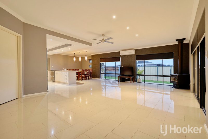 Photo - 47 Grampians Loop, Yanchep WA 6035 - Image 4