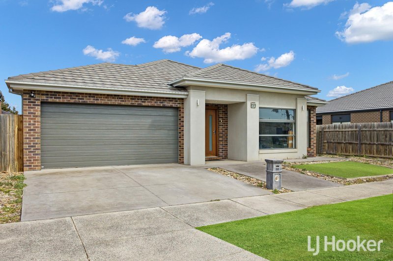 Photo - 47 Granholm Grove, Harkness VIC 3337 - Image 1