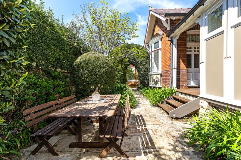 Photo - 47 Greengate Road, Killara NSW 2071 - Image 17