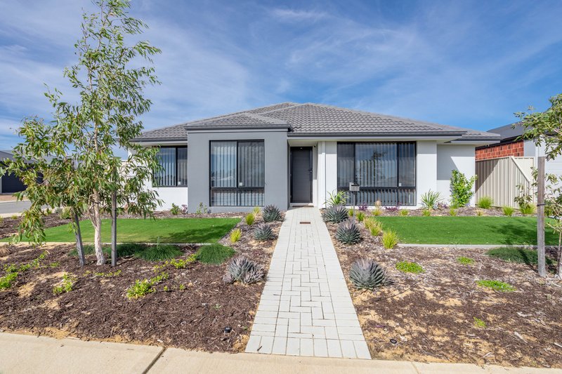 Photo - 47 Greenpoint Way, Hilbert WA 6112 - Image 1