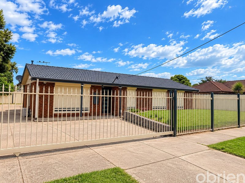 Photo - 47 Grey Street, Darley VIC 3340 - Image 2