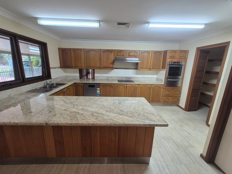 Photo - 47 Grieve Road, Rochedale QLD 4123 - Image 3