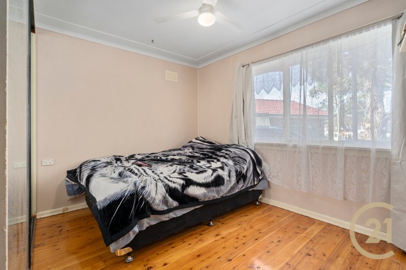 Photo - 47 Guthega Crescent, Heckenberg NSW 2168 - Image 6