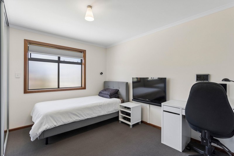 Photo - 47 Hamilton Road, Fairview Park SA 5126 - Image 14