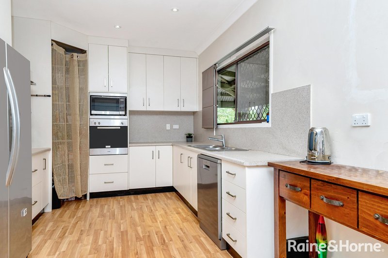 Photo - 47 Hammond Way, Kelso QLD 4815 - Image 6