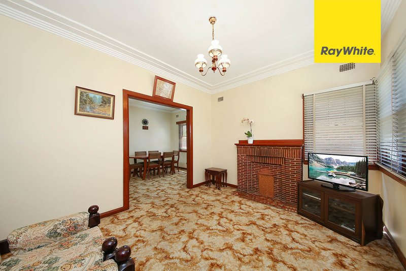 Photo - 47 Harry Ave , Lidcombe NSW 2141 - Image 2