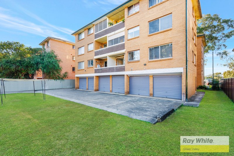 Photo - 4/7 Hart Street, Warwick Farm NSW 2170 - Image 11