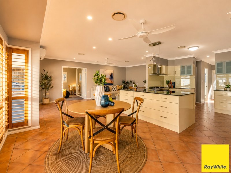 Photo - 47 Herald Street, Bentley Park QLD 4869 - Image 11