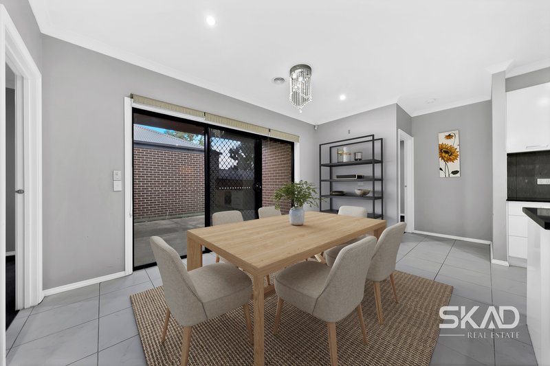 Photo - 47 Herlitz Drive, Epping VIC 3076 - Image 9