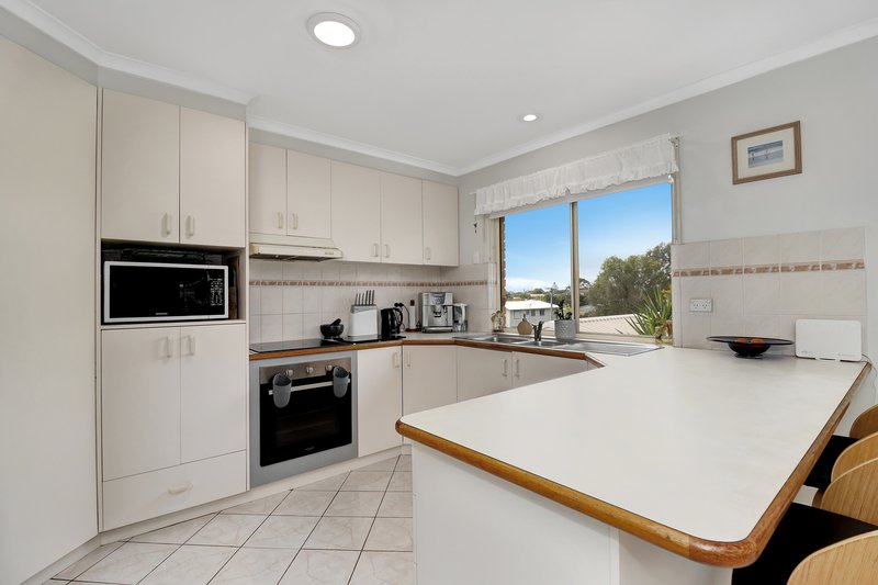 Photo - 47 Hillcrest Avenue, Scarness QLD 4655 - Image 7