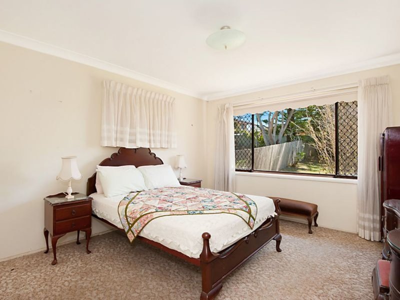 Photo - 47 Hilltop Road, Wamberal NSW 2260 - Image 7