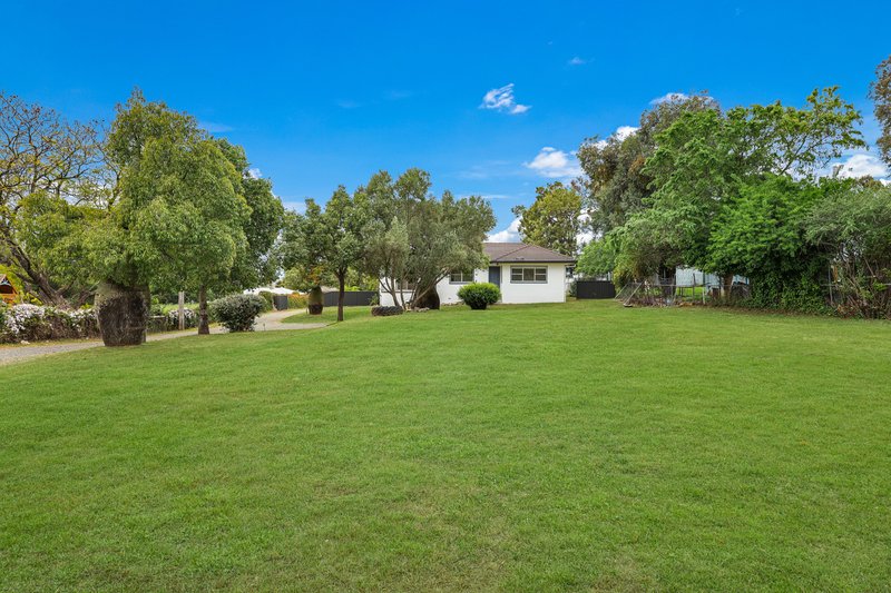 Photo - 47 Hillvue Road, Tamworth NSW 2340 - Image 3