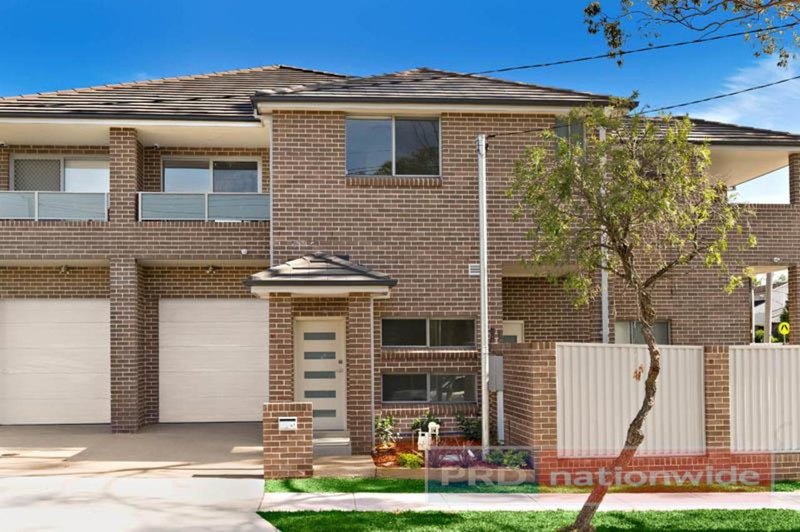 Photo - 47 Hodgkinson Crescent, Panania NSW 2213 - Image 2