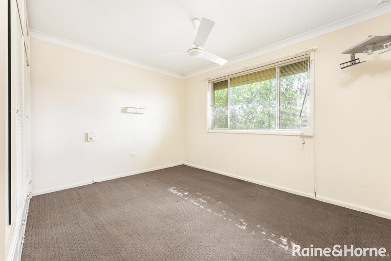 Photo - 47 Holland Street, Tamworth NSW 2340 - Image 10