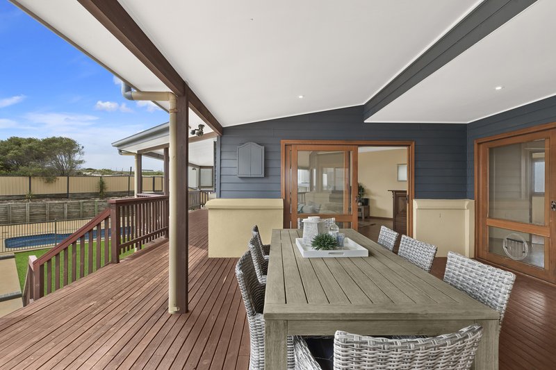 Photo - 47 Hutton Road, The Entrance North NSW 2261 - Image 6