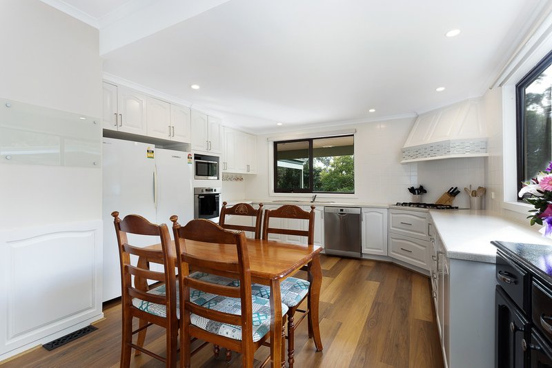 Photo - 47 Irvine Street, Mount Evelyn VIC 3796 - Image 5