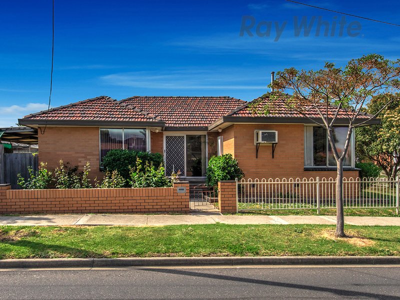 Photo - 47 Ivanhoe Avenue, St Albans VIC 3021 - Image 2