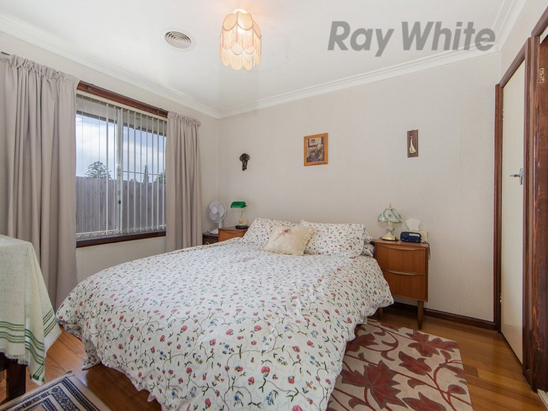 Photo - 47 Ivanhoe Avenue, St Albans VIC 3021 - Image 6