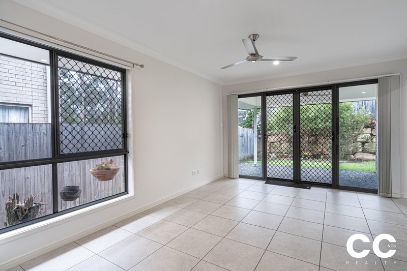 Photo - 47 Jinibara Crescent, Narangba QLD 4504 - Image 5