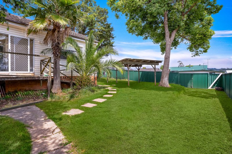 Photo - 47 John Street, The Oaks NSW 2570 - Image 3